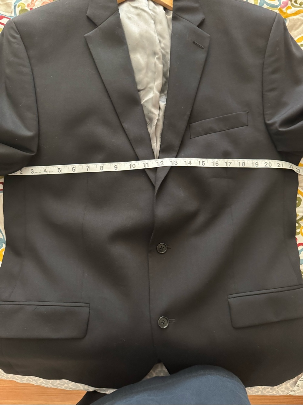 Calvin Klein Men's Classic Two-Button Suit
Jacket Blazer - Charcoal/Black  EUC - Picture 12 of 16